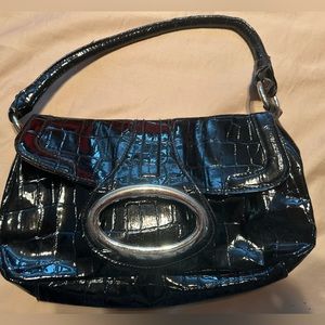 Chateau purse in black